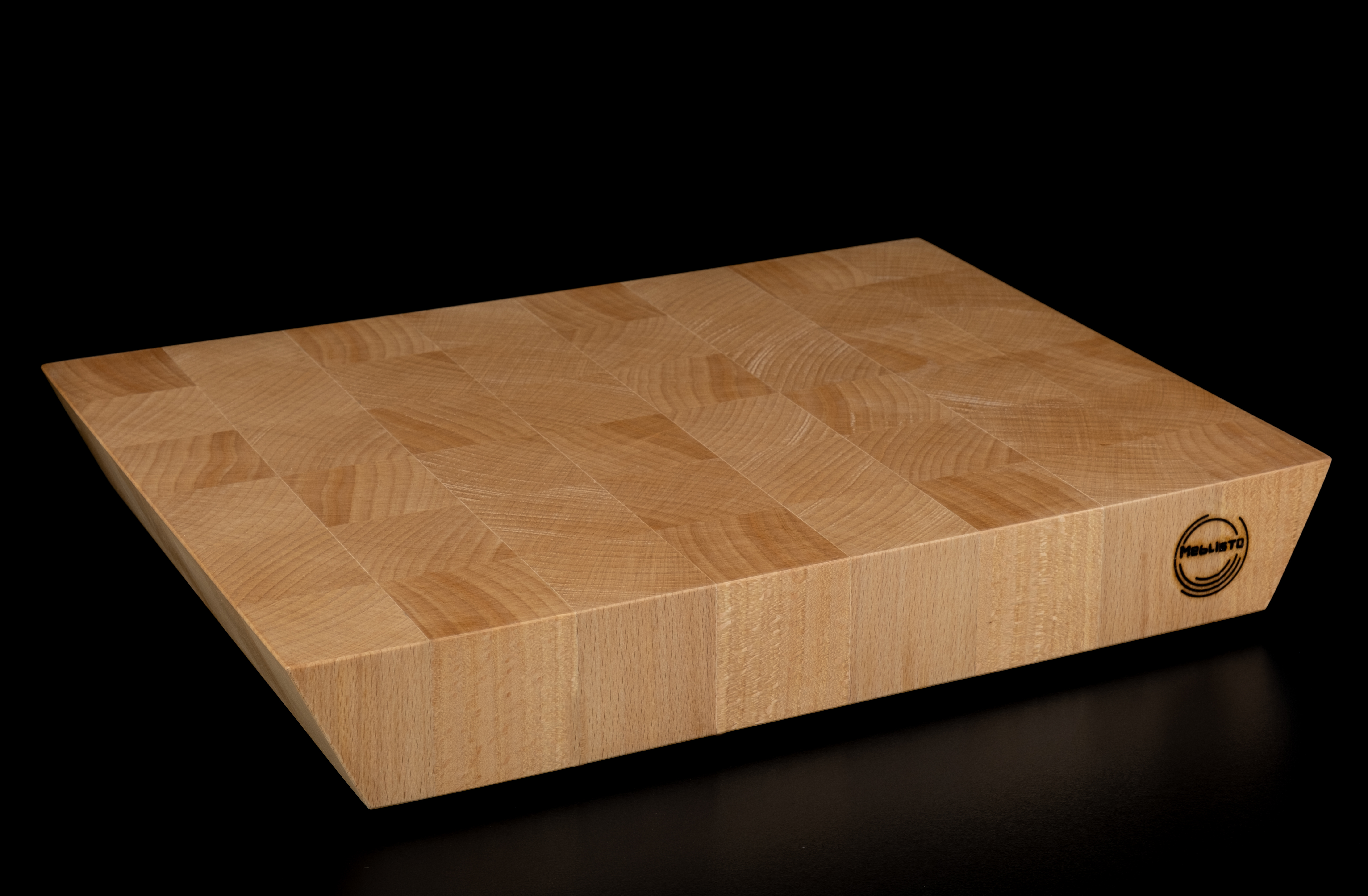 Premium Stirnholz Schneidebrett | Hackblock mit seitlicher Schweizer Kante, Buche Premium Stirnholz Schneidebrett | Hackblock mit seitlicher Schweizer Kante, Buche